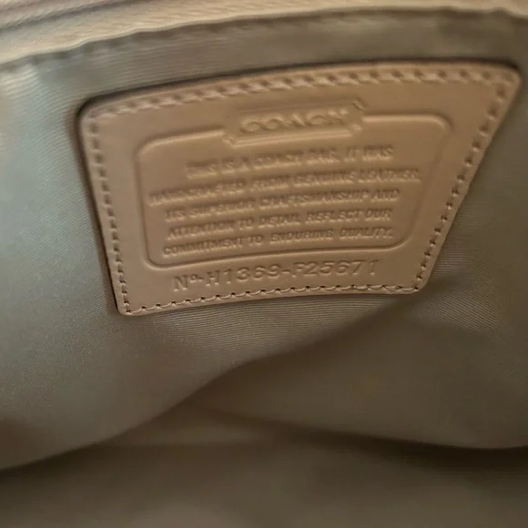 Coach purse - Picture 7 of 7